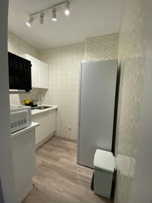 Apt Moderno Con Vistas, Recepcion 24 Hs Y Piscinas Benalmadena Luaran gambar